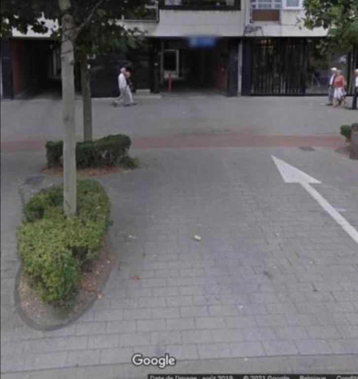 Luxury Apartment With Free Parking Oostende Bagian luar foto